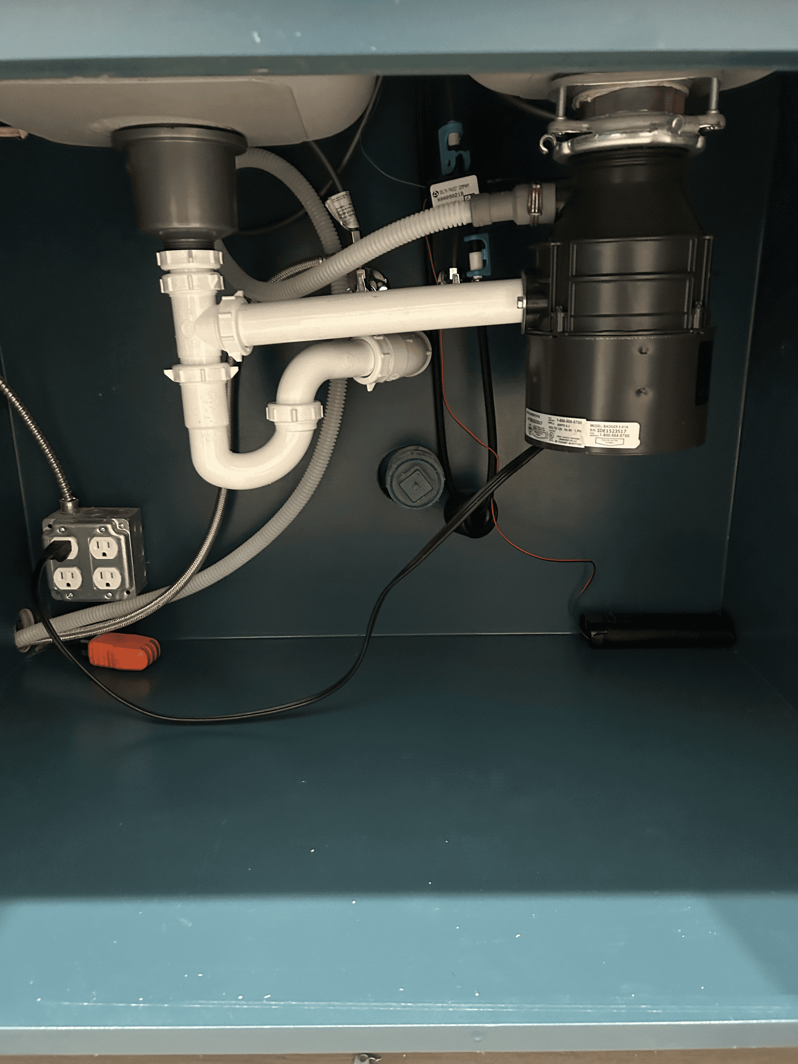 Plumbing project - Water heater installation and piping