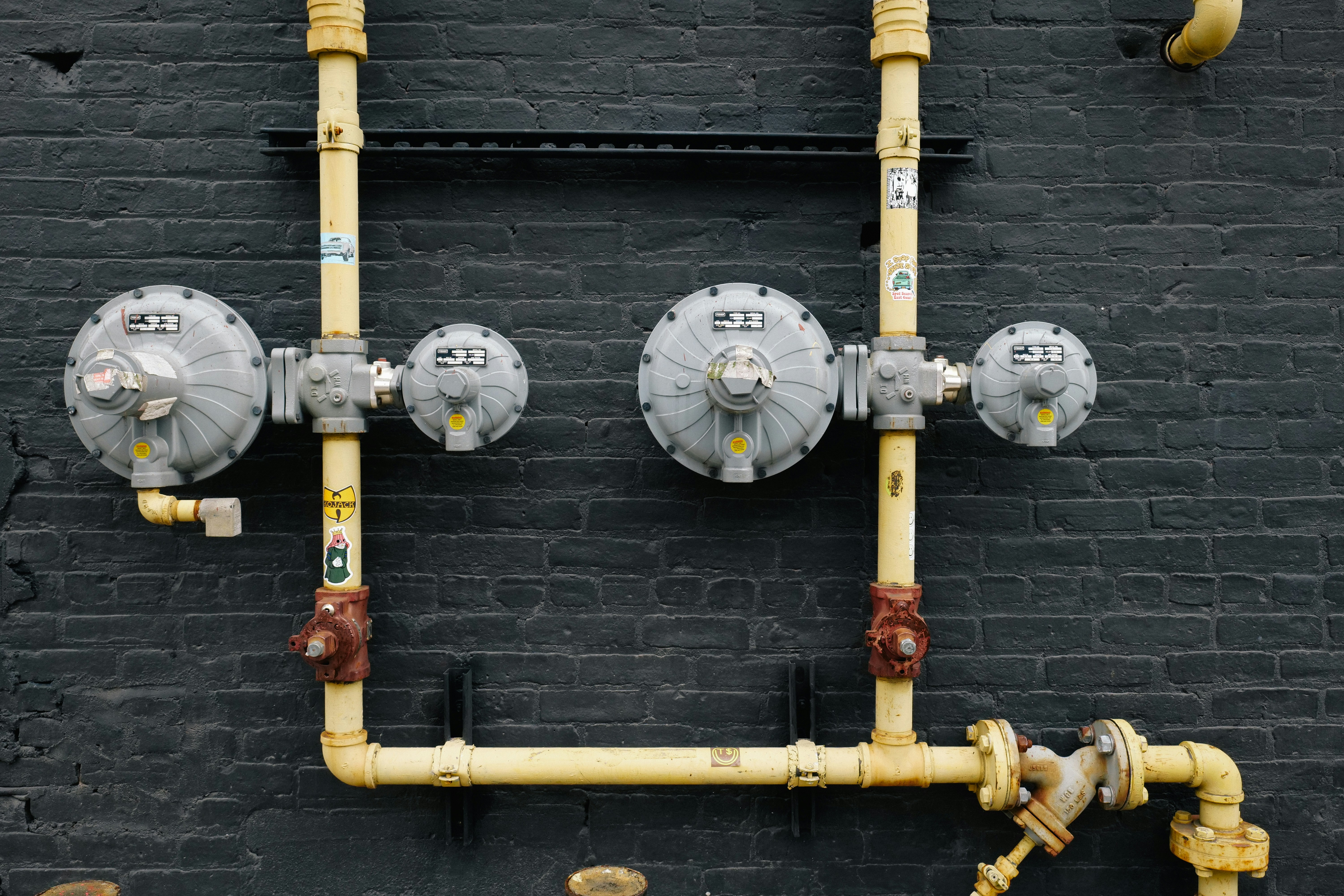 Gas line installation, leak assessment, and pressure testing